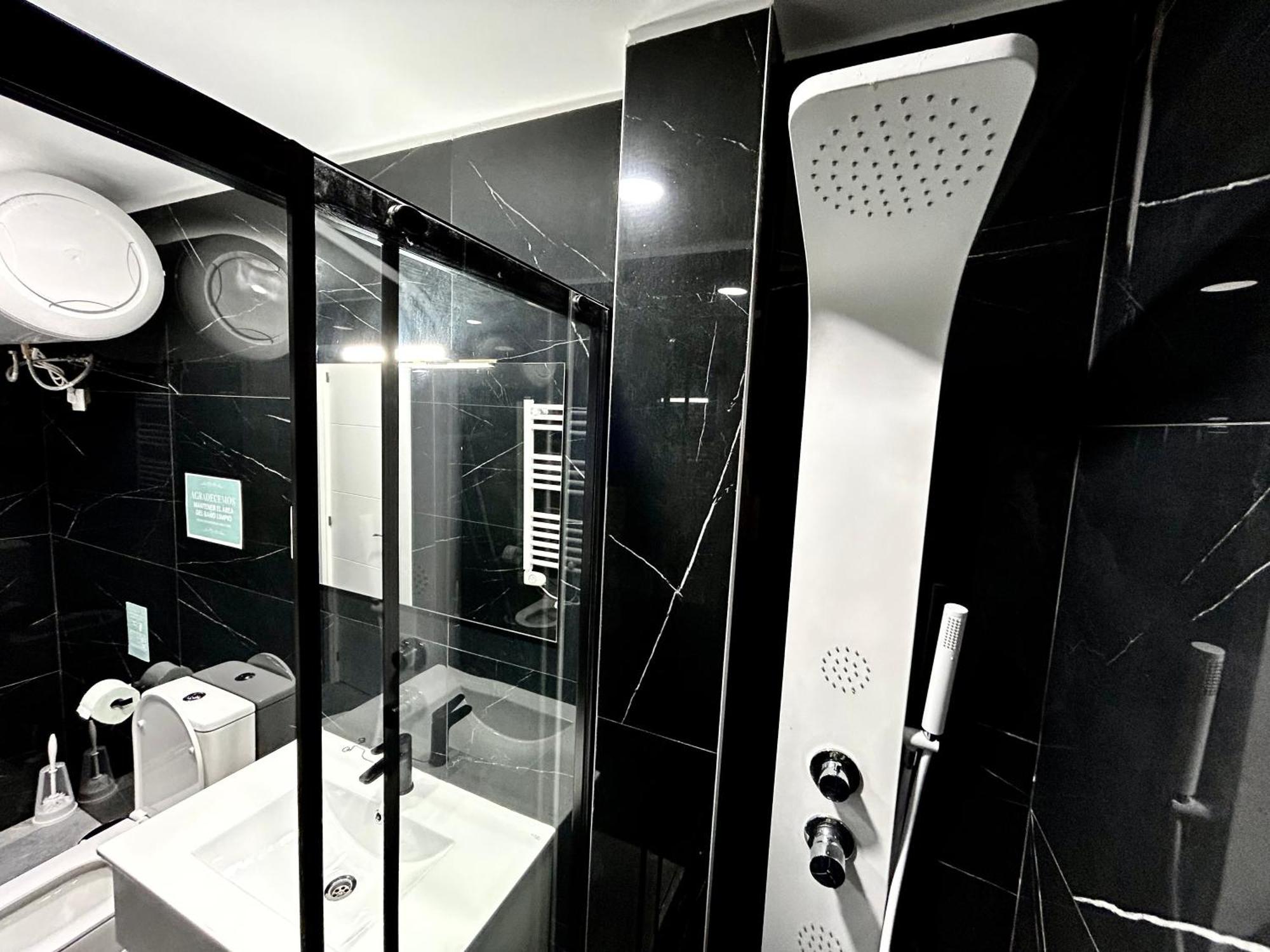 Rooms Rayo Madrid Exterior foto